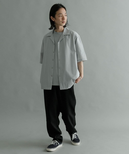URBAN RESEARCH(アーバンリサーチ)の「『撥水/イージーケア』SOLOTEX STRETCH SHORT-SLEEVE SHIRTS(シャツ/ブラウス・メンズ・ネイビー/ブラック/グレー系その他・MEDIUM/LARGE)」の16枚目の写真