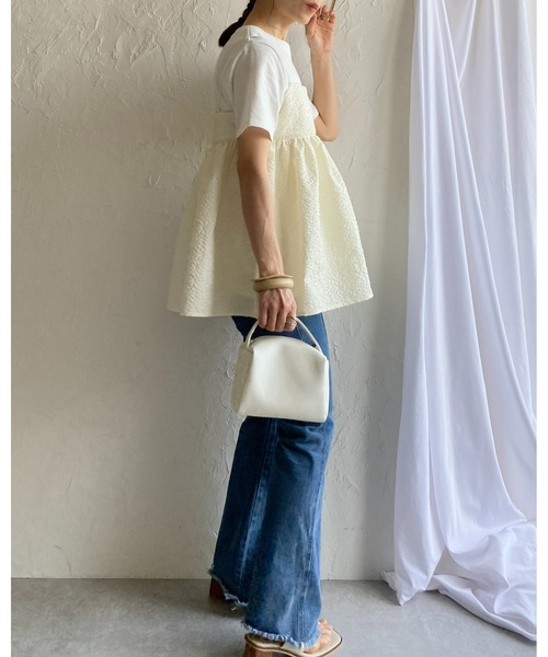 She's Closet（シーズクローゼット）の「ボリュームフレアギャザーふくれジャガードペプラムキャミソールトップス（キャミソール・レディース・アイボリー/ブラック/ブルー/ホワイト系その他/ブラック系その他/ベージュ・FREE）」の21枚目の写真