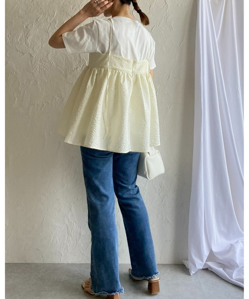 She's Closet（シーズクローゼット）の「ボリュームフレアギャザーふくれジャガードペプラムキャミソールトップス（キャミソール・レディース・アイボリー/ブラック/ブルー/ホワイト系その他/ブラック系その他/ベージュ・FREE）」の22枚目の写真