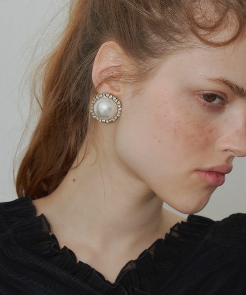 J1U by LA BELLE ETUDE（ジユウバイラベルエチュード）の「BIGパール×ビジュピアス（ピアス（両耳用）・レディース・その他・FREE）」の15枚目の写真