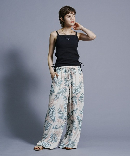 RVCA（ルーカ）の「RVCA/ルーカ ワンポイント刺繍/リブタンクトップ BD043-303（タンクトップ・レディース・ブラック/イエロー/ホワイト・M/S）」の8枚目の写真