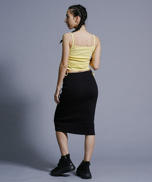 RVCA（ルーカ）の「RVCA/ルーカ ワンポイント刺繍/リブタンクトップ BD043-303（タンクトップ・レディース・ブラック/イエロー/ホワイト・M/S）」の15枚目の写真