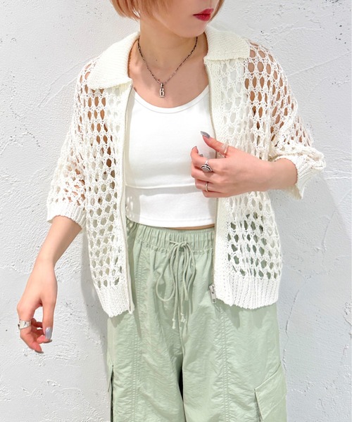 apres jour mignon(アプレジュールミニョン)の「メッシュ襟付きショートニット【ZOZOTOWN限定アイテム】(ニット/セーター・レディース・オフホワイト/オレンジ/ブラック・X-LARGE/フリー)」の5枚目の写真