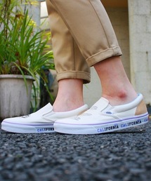 VANS | ユニセックス ミルクフェド バンズ ヴァンズ 20周年コラボ スリッポン MILK FED x VANS SLIPON 03151023(スニーカー)
