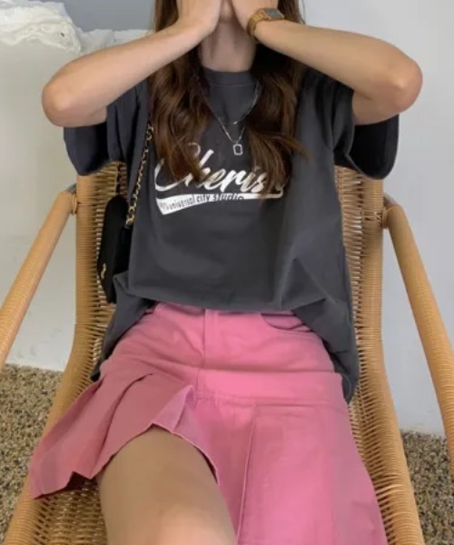 Flowering Korea(フラワーリングコリア)の「オーバーサイズロゴTシャツ(Tシャツ/カットソー・レディース・グレー/オレンジ/ホワイト・FREE)」の19枚目の写真