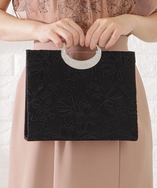 Lace Ladies(レースレディース)の「フラワー刺繍リングハンドルバッグ(クラッチバッグ・レディース・ブラック/アイボリー/シルバー・FREE)」の12枚目の写真