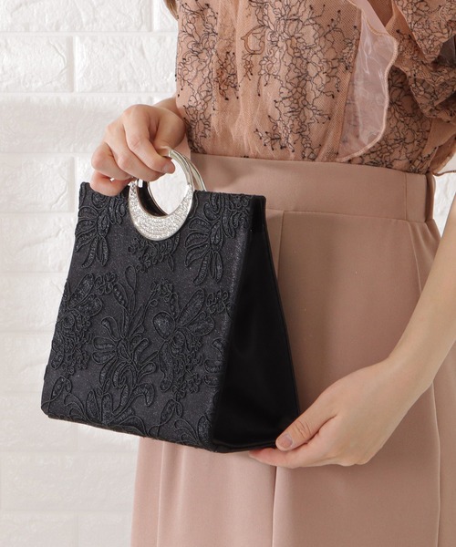 Lace Ladies(レースレディース)の「フラワー刺繍リングハンドルバッグ(クラッチバッグ・レディース・ブラック/アイボリー/シルバー・FREE)」の14枚目の写真