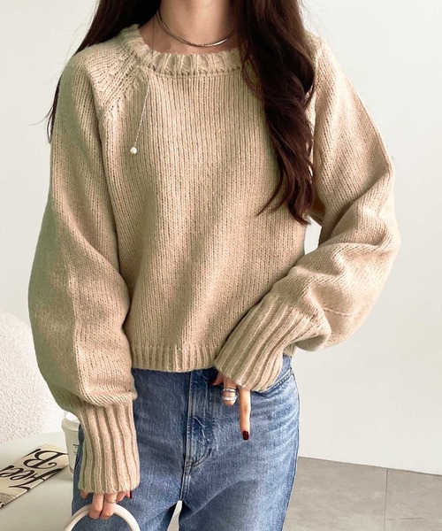 GeeRA（ジーラ）の「ボリュームスリーブカラーショート丈ニット（ニット/セーター・レディース・ブルー/グレー/アイボリー/ピンク/ベージュ/イエロー・SMALL/X-LARGE/MEDIUM/LARGE）」の13枚目の写真