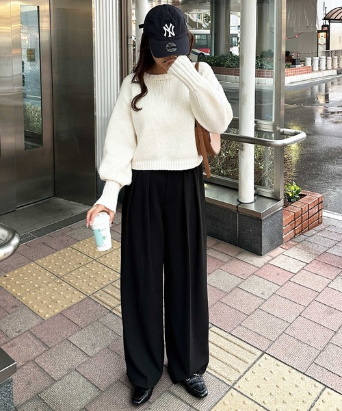 GeeRA（ジーラ）の「ボリュームスリーブカラーショート丈ニット（ニット/セーター・レディース・ブルー/グレー/アイボリー/ピンク/ベージュ/イエロー・SMALL/X-LARGE/MEDIUM/LARGE）」の12枚目の写真