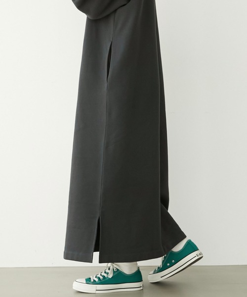 Chaco closet（チャコ クローゼット）の「スウェットヘンリーハイネックマキシワンピース（ワンピース・レディース・オートミール/スミクロ/ネイビー・FREE）」の10枚目の写真