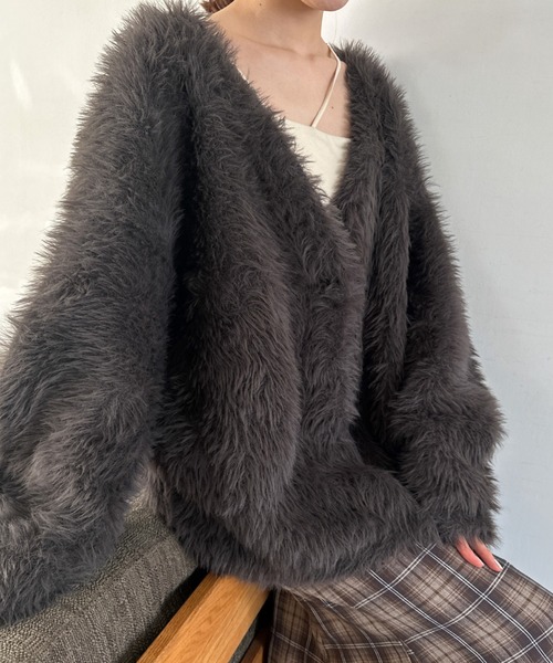 Olu.（オルドット）の「ボリュームシャギーカーディガン（カーディガン/ボレロ・レディース・ライトグレー/ベビーピンク/ブルーグレー/チャコールグレー・FREE）」の5枚目の写真