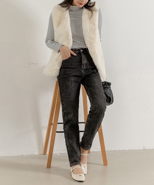 DAY CLOSET（デイ クローゼット）の「【大きいサイズ有】冬勝つあったか裏起毛。スリムテーパードハイウエストデニムパンツ レディース（デニムパンツ・レディース・インディゴブルー/ブラック系その他/ブラック・M/2XL/XL/L/S）」の8枚目の写真