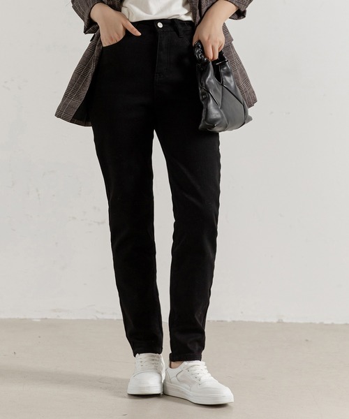 DAY CLOSET（デイ クローゼット）の「【大きいサイズ有】冬勝つあったか裏起毛。スリムテーパードハイウエストデニムパンツ レディース（デニムパンツ・レディース・インディゴブルー/ブラック系その他/ブラック・M/2XL/XL/L/S）」の11枚目の写真