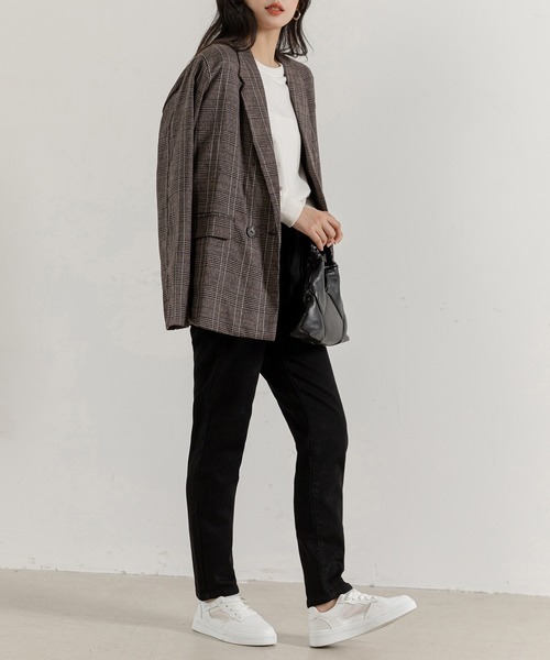 DAY CLOSET（デイ クローゼット）の「【大きいサイズ有】冬勝つあったか裏起毛。スリムテーパードハイウエストデニムパンツ レディース（デニムパンツ・レディース・インディゴブルー/ブラック系その他/ブラック・M/2XL/XL/L/S）」の16枚目の写真