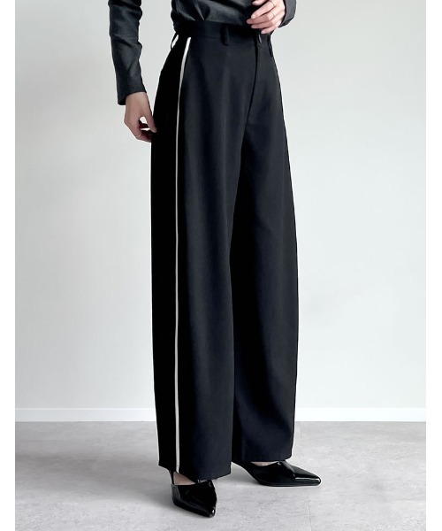 Re:EDIT（リエディ）の「[話題のカーブパンツ][全骨格◎/体型拾わず美脚見え][販売枚数4.7万枚突破][お気に入り登録数6.3万][低身長/高身長/大きいサイズ有]ソフトツイルカーブパンツ（その他パンツ・レディース・ホワイト/ブラック/チャコールグレー/ベージュ/グレー/グレー系その他/ブラック系その他/ピンク/ブラウン/ブラウン系その他2/モカ/ブルー系その他/グレー系その他2/グレイッシュベージュ/ブラウン系その他・MEDIUM/LARGE/AS/SMALL/X-LARGE/TALL/AL/AM）」の21枚目の写真