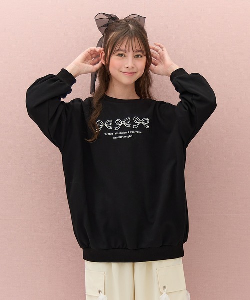 Amourire girl（アムリールガール）の「リボン刺繍 裏起毛BIGプルオーバー(130cm～160cm)（スウェット・キッズ・ブラック/オフホワイト/サックスブルー/ピンク・140cm/130cm/150cm/160cm）」の2枚目の写真
