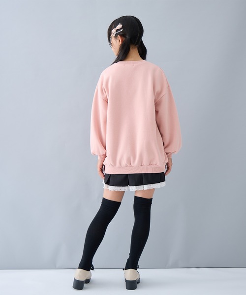 Amourire girl（アムリールガール）の「リボン刺繍 裏起毛BIGプルオーバー(130cm～160cm)（スウェット・キッズ・ブラック/オフホワイト/サックスブルー/ピンク・140cm/130cm/150cm/160cm）」の6枚目の写真