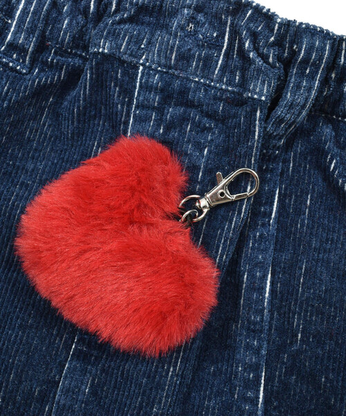 SLAP SLIP（スラップスリップ）の「【お揃い】ハートチャーム付きデニムコールテン台形スカート(90~130cm)（デニムスカート・キッズ・ネイビー/ブルー・110cm/100cm/130cm/120cm/90cm）」の17枚目の写真