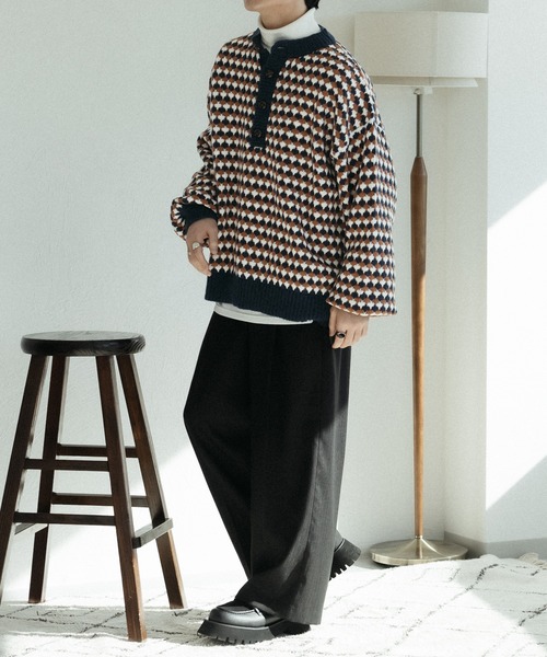 epnok(エプノック)の「キーネック総柄ニット(ニット/セーター・メンズ・ブラック/ネイビー/ブルー・MEDIUM/SMALL/LARGE)」の19枚目の写真
