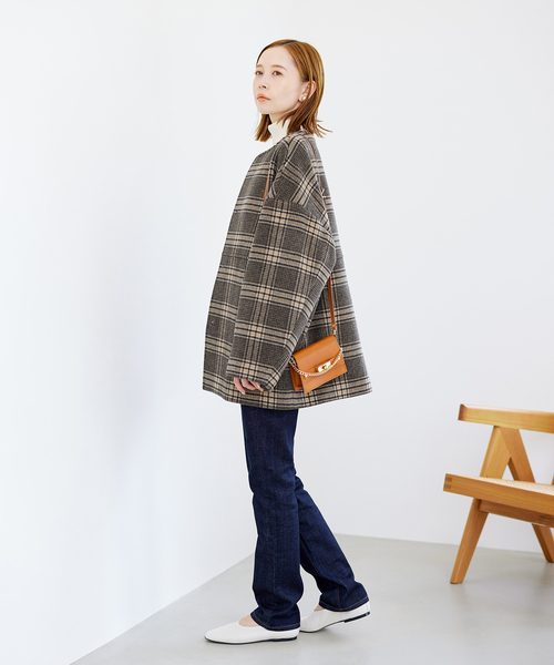 JOURNAL STANDARD（ジャーナルスタンダード）の「《追加2》スーパー140ビーバーノーカラーショートコート（ノーカラーコート・レディース・ベージュ系その他/ブラック/ブラック系その他/チョコ・36/34/38）」の17枚目の写真