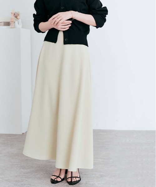 kirakiraShop(キラキラショップ)の「「mochiz」全方向 ストレッチ フレア スカート(スカート・レディース・ブラック/ベージュ/ネイビー/モカ/ライトベージュ/チャコール・M/L/XL)」の5枚目の写真