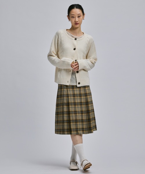 LOW WAIST MIDI PLEATS SKIRT / ローウエストミディ丈プリーツスカート（スカート）｜FEKETE（フェケテ）