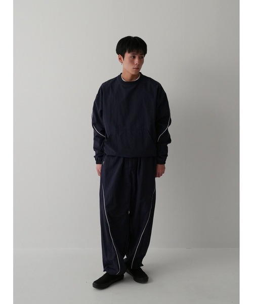 Bargiee（バージー）の「スウォッシュ ナイロン ジャケット トップス 撥水 防水 ユニセックス（ナイロンジャケット・メンズ・ブラック/サンドベージュ/ネイビー・FREE）」の22枚目の写真