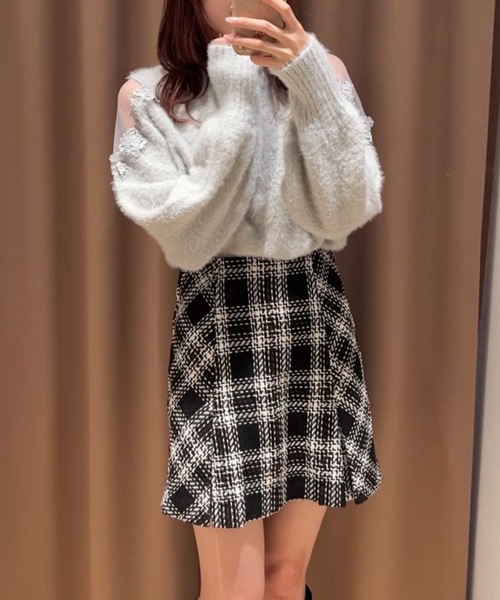 TORTE（トルテ）の「フェザー肩レースニット（ニット/セーター・レディース・ブルー/ダークグレー/ホワイト/ピンク・FREE）」の7枚目の写真