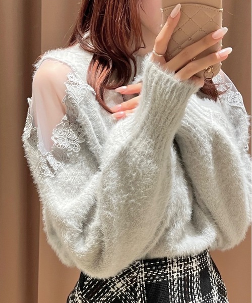 TORTE（トルテ）の「フェザー肩レースニット（ニット/セーター・レディース・ブルー/ダークグレー/ホワイト/ピンク・FREE）」の17枚目の写真