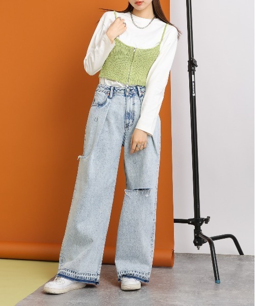 RAGEBLUE（レイジブルー）の「2size展開/ケミカル加工フラワー刺繍/ダメージタックDABOワイドデニム（デニムパンツ・レディース・ライトブルー/サックスブルー/ケミカルウォッシュ/ライトブラウン/ブルー系その他・SMALL/MEDIUM）」の13枚目の写真