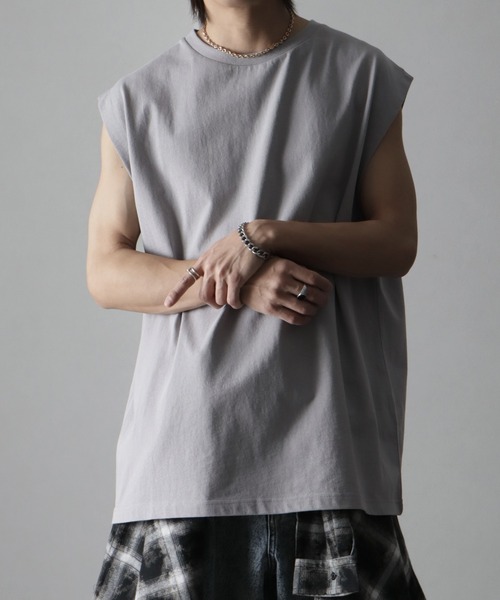 welise（ウェライズ）の「【welise/ウェライズ】HQクリアコットン ノースリーブオーバーサイズTシャツ（Tシャツ/カットソー・メンズ・チャコールグレー/ホワイト/ブラック/チャコール/ダークブラウン/ライトグレー・M/L/S）」の4枚目の写真