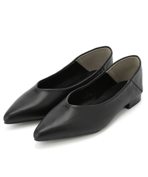 saloon（サルーン）の「SALOON(サルーン)/《再入荷・新色追加》ポインテッドパンプス（パンプス・レディース・ゴールド/シルバー/ブラック/ブラック系その他/ブラウン系その他・S/M/L）」の2枚目の写真