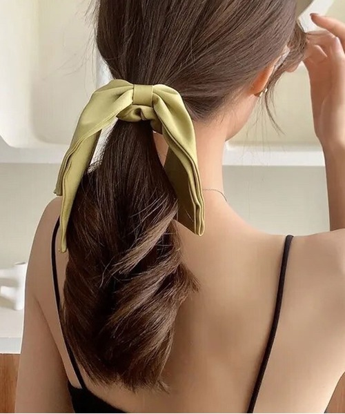 ammy.（エイミードット）の「【 ammy. / エイミードット 】 フレンチ サテン リボン シュシュ（シュシュ・レディース・アイボリー/ブラック/ライトグリーン・FREE）」の3枚目の写真