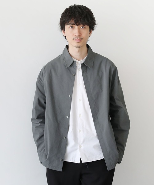 LIL VENDARS(リルヴェンダース)の「ルーズシルエット比翼シャツジャケット(ナイロンジャケット・メンズ・ベージュ/チャコール/ブラック/ブルー・XL/M/L)」の2枚目の写真
