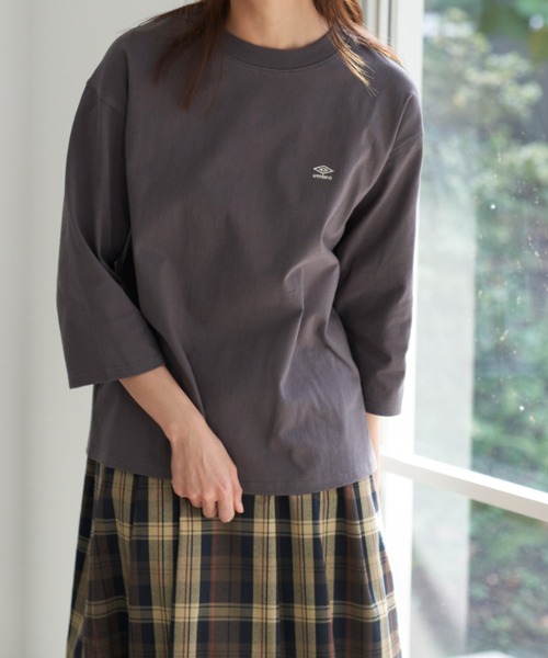 UMBRO(アンブロ)の「<UMBROコラボ(アンブロ)×UNDOVE>【配色衿/ワンポイント刺繍/半袖Tシャツ/オーバーサイズ/カジュアルスポーティー】綿100%7分袖Tシャツ(Tシャツ/カットソー・レディース・モカ/ナチュラル・XXXX-LARGE/XXX-LARGE/XX-LARGE/X-LARGE/LARGE/MEDIUM)」の8枚目の写真