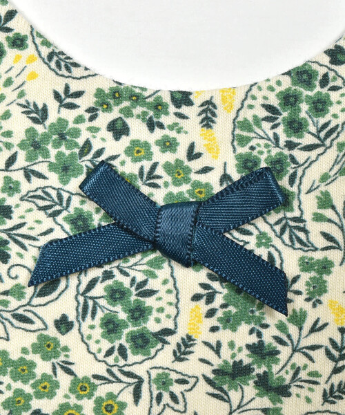 birthday party（バースデイパーティー）の「【お揃い】天竺ペイズリー花プリントスタイ（スタイ/よだれかけ・キッズ・グリーン系その他/ピンク系その他・FREE）」の8枚目の写真