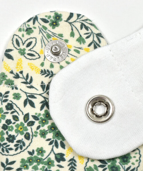 birthday party（バースデイパーティー）の「【お揃い】天竺ペイズリー花プリントスタイ（スタイ/よだれかけ・キッズ・グリーン系その他/ピンク系その他・FREE）」の10枚目の写真