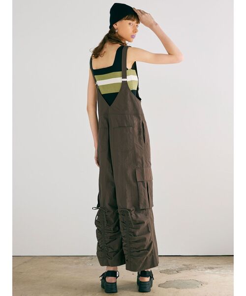MURUA（ムルーア）の「フロントジップロンパース（つなぎ/オールインワン・レディース・グレー/カーキ/アイボリー・FREE）」の15枚目の写真