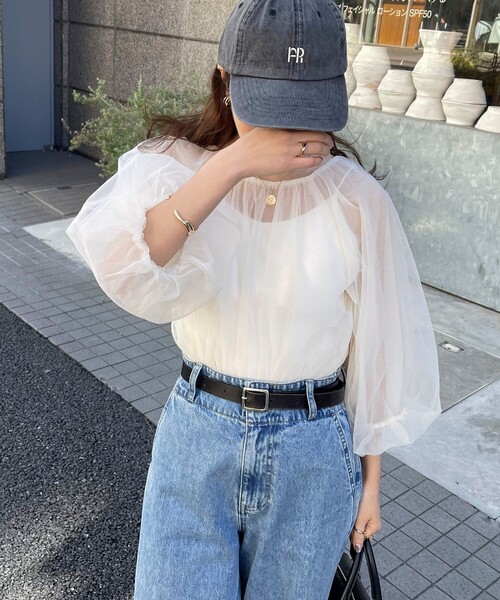 fredy emue（フレディエミュ）の「チュール2WAYボリュームブラウス（シャツ/ブラウス・レディース・チャコールグレー/アイボリー・38）」の14枚目の写真