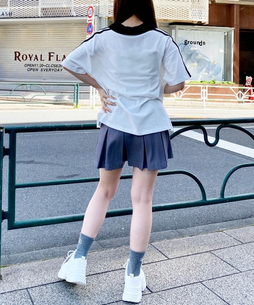 INGNI(イング)の「スキッパー襟袖ラインチュニックTシャツ(Tシャツ/カットソー・レディース・オートミール/ブラック×ホワイト/ホワイト×ブラック・M)」の10枚目の写真