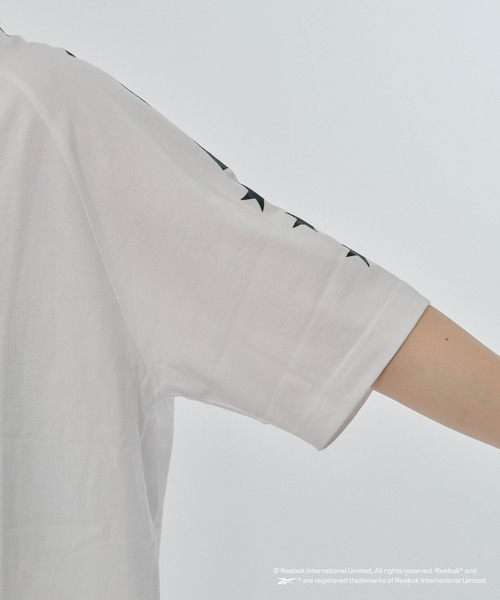 Reebok（リーボック）の「【Reebok別注】ユニフォームデザインTee（Tシャツ/カットソー・メンズ・ブラック/ホワイト/ブルー・LARGE/MEDIUM）」の9枚目の写真