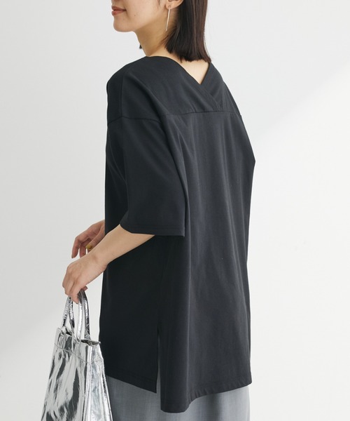 Green　Parks（グリーンパークス）の「冷っとすずやか　バックカシュクールチュニック（チュニック・レディース・ダークパープル/ライトベージュ/ブラック/オフホワイト/ダークグレー・FREE）」の3枚目の写真