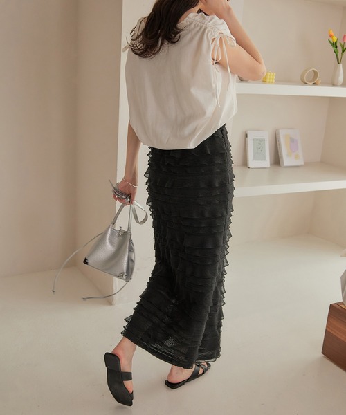 CHAN ME(チャンミ)の「カットフリルナロースカート(スカート・レディース・ブラック/オフホワイト・LARGE/MEDIUM)」の7枚目の写真