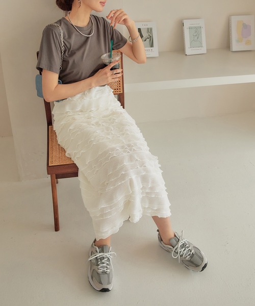 CHAN ME(チャンミ)の「カットフリルナロースカート(スカート・レディース・ブラック/オフホワイト・LARGE/MEDIUM)」の18枚目の写真
