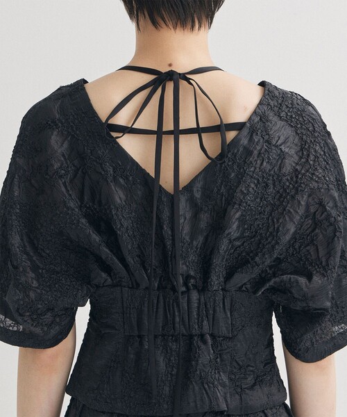 MURRAL（ミューラル）の「【MURRAL/ミューラル】インフレイトブルーミングトップス（シャツ/ブラウス・レディース・ブラック/ホワイト・1）」の12枚目の写真