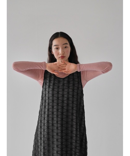 Uenui(ウニュイ)の「【ZOZO限定】ソフト シアー トップス 透け感 シンプル インナー(Tシャツ/カットソー・レディース・ホワイト/ピンク/ブルー/グレー/ブラック・FREE)」の11枚目の写真