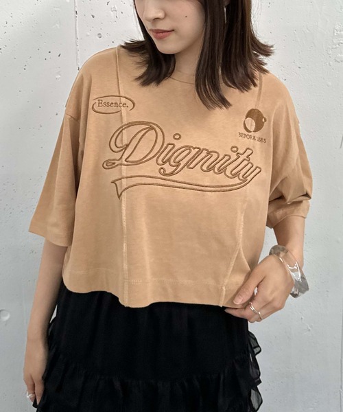 archives（アルシーヴ）の「リメイク刺繍ロゴＴｅｅ（Tシャツ/カットソー・レディース・オレンジ/ブラック/オフホワイト/チャコールグレー・MEDIUM）」の4枚目の写真