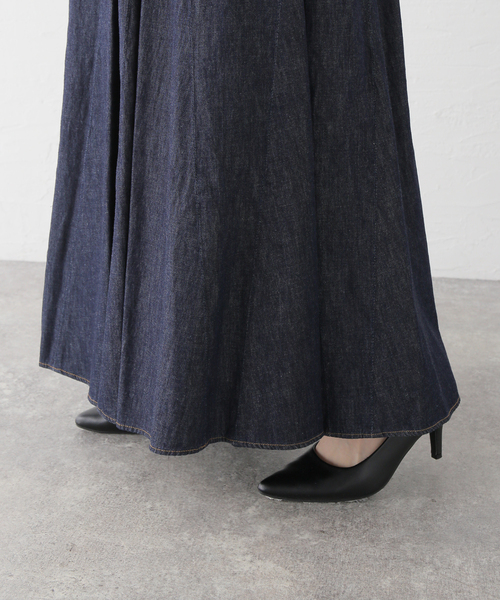 La TOTALITE(ラトータリテ)の「【Munich/ミューニック】washed slub denim skirt(デニムスカート・レディース・コバルトブルー・SMALL/MEDIUM)」の12枚目の写真