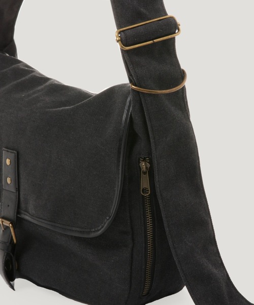 RAGEBLUE（レイジブルー）の「ベルト付きショルダーバッグ（ショルダーバッグ・メンズ・ブラック・FREE）」の8枚目の写真
