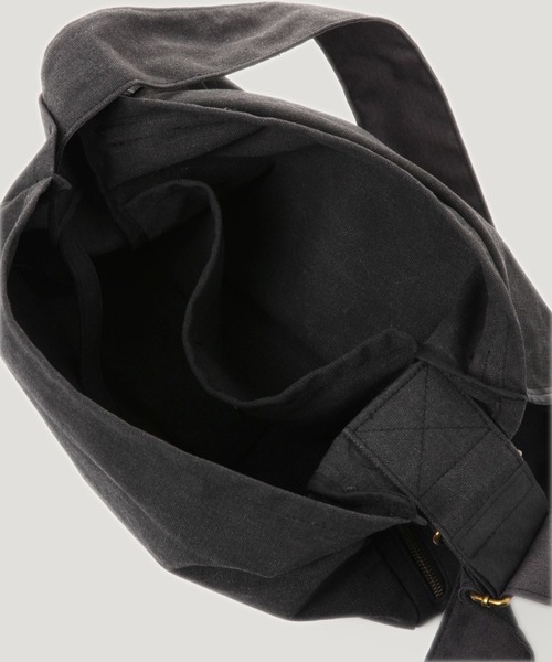 RAGEBLUE（レイジブルー）の「ベルト付きショルダーバッグ（ショルダーバッグ・メンズ・ブラック・FREE）」の9枚目の写真